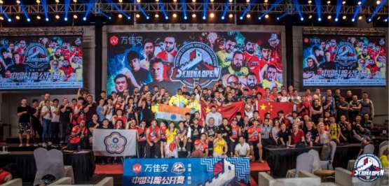 2019年中国斗腕公开赛：万佳安跨界体育营销与世界握手